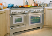 Estufa Profesional 60" Thermador PRD606WESG – 6 Quemadores, Plancha Doble, Horno de Convección y Vapor, Cajón Caliente 