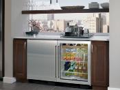 Refrigerador Frigobar Combinado Bajo Cubierta 24" (60 cm) Marca: Subzero Modelo: UC-24CI Color: Acero Inoxidable ($3,855.84 USD).