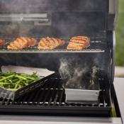 Asador Empotrable de Gas LP / GN de Exterior de 41" (104 cm) Marca: Weber Modelo: SB38 S Color: Acero Inoxidable