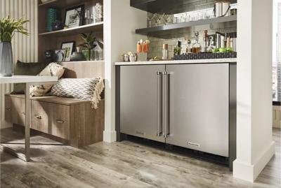 Frigobar 24" (60 cm) Marca: KitchenAid Modelo: KURR114KSB Color: Acero Inoxidable (2025 07)